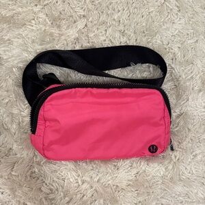 lululemon athletica Hot Pink Everywhere Belt Bag